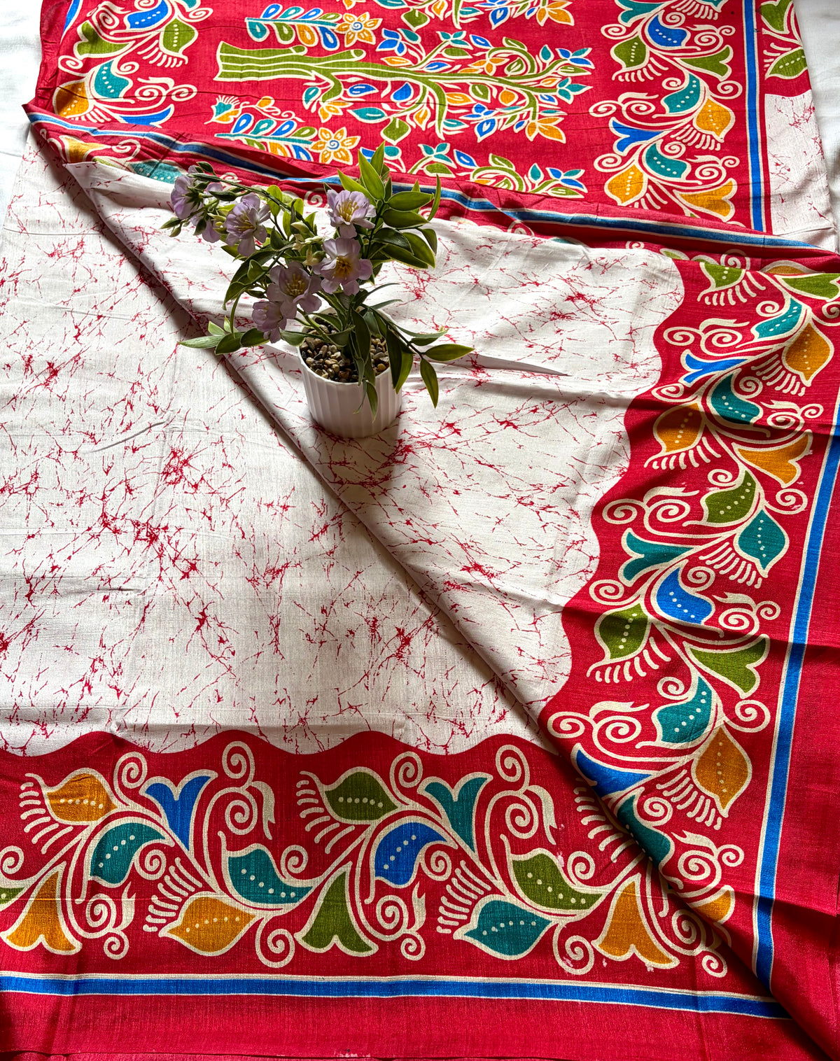 Alpona Kotha- White and Red