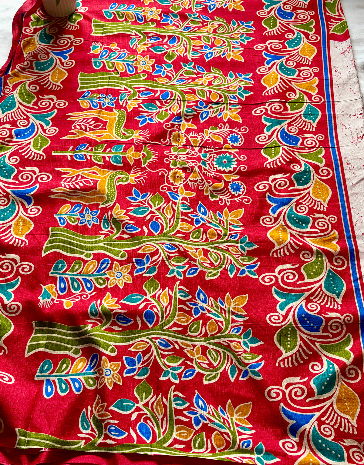 Alpona Kotha- White and Red